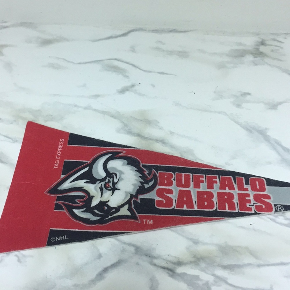 Buffalo Sabres Pennant - Picture 3 of 4